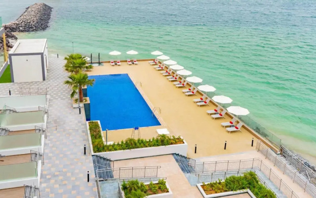 Beach Bay Hotel Mirfa