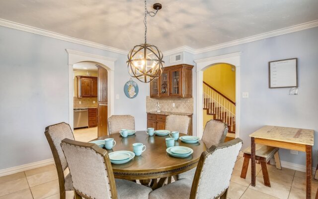 The Turquoise Turtle 4 Bedroom Home