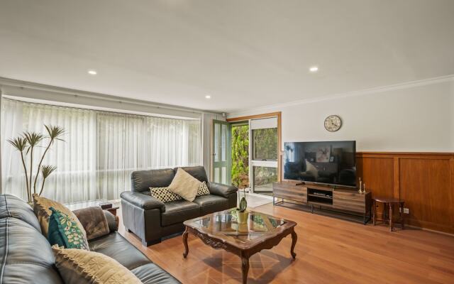 StayAU 4BR Spacious Nature Retreat