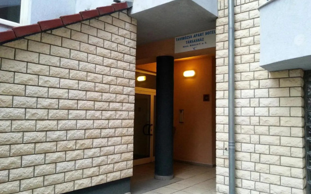 Pedestrian Street Apartment