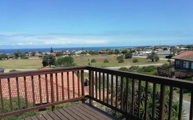 Surf Cabana, a charming 3 bedroom holiday home