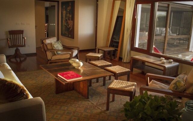 Rio Ancho Gourmet Lodge