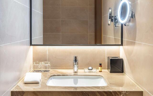 Dongguan Forum Hotel and Apartment