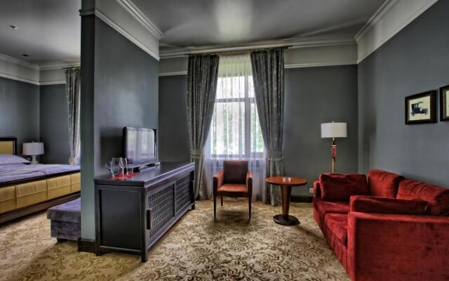 Plaza Hotel