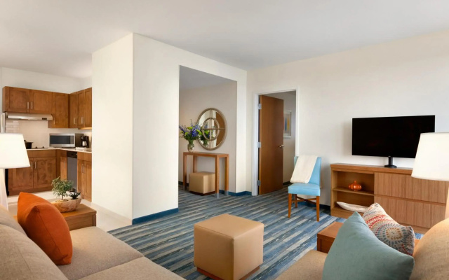 Hyatt House Virginia Beach / Oceanfront