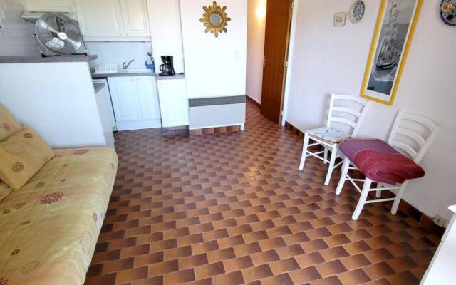 Studio Six-Fours-les-Plages, 1 pièce, 2 personnes - FR-1-316-175