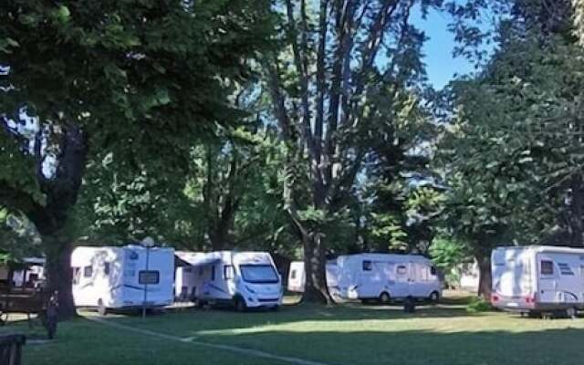International Camping No Stress