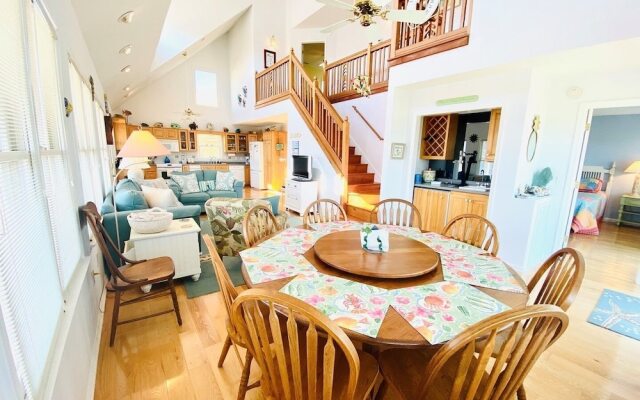 Splish Splash 4 Bedroom Home