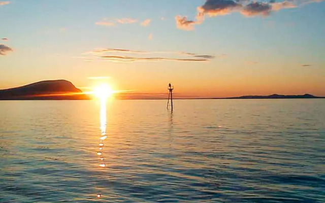 10 Person Holiday Home in Brattvag