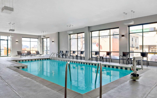 DoubleTree by Hilton Davenport