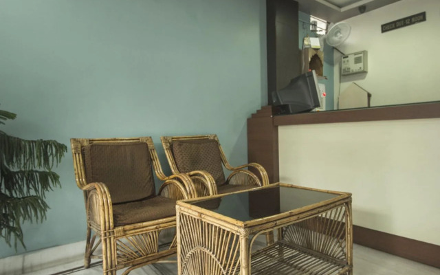 Classic Lodge By OYO Rooms