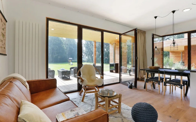 Rustic-chic Holiday Home