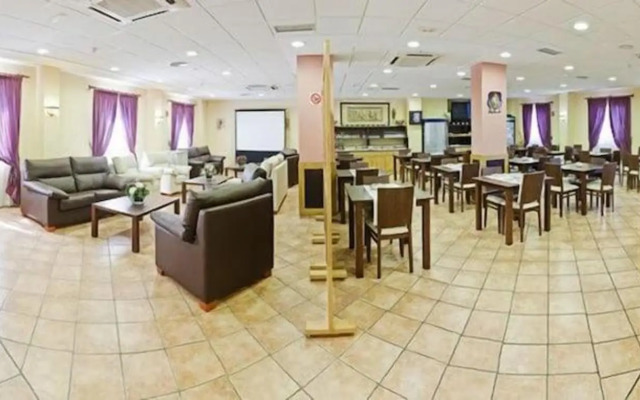 Hotel O Desvío