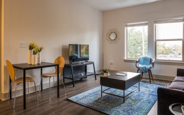 2 BR Apt Near St Johns River by Frontdesk
