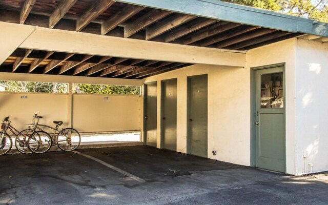 Sunny Palo Alto Two Bed