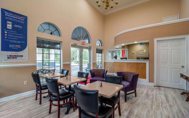 Econo Lodge Inn & Suites Cayce I-26 Airport