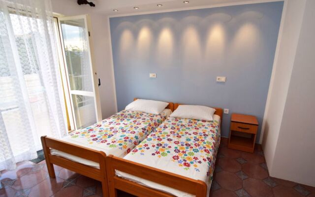 Apartment Dada Krk/Omišalj 21612