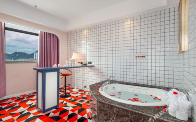 Qian'an International Hotel