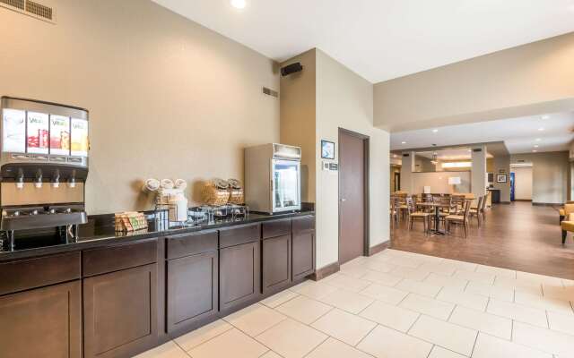 Sleep Inn & Suites West Des Moines near Jordan Creek