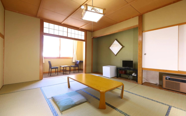 Hotel Takimoto – Guest Rooms – Yamanouchi