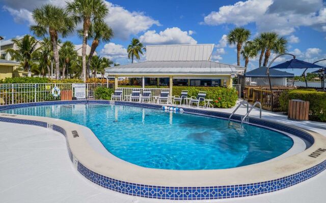 Hilton Vacation Club Charter Club Naples Bay
