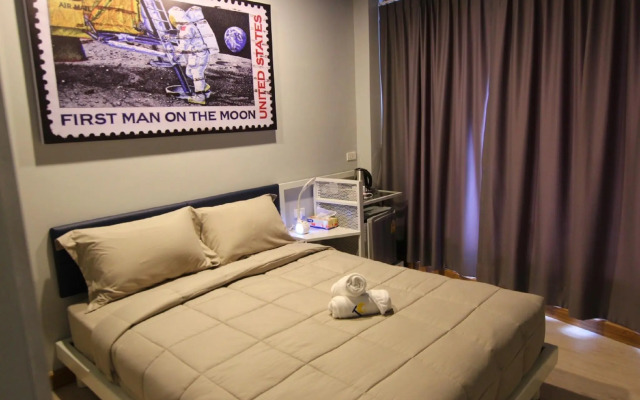 The Moon Hostel Hua Hin