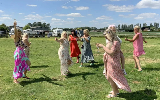 Glamping With Llamas