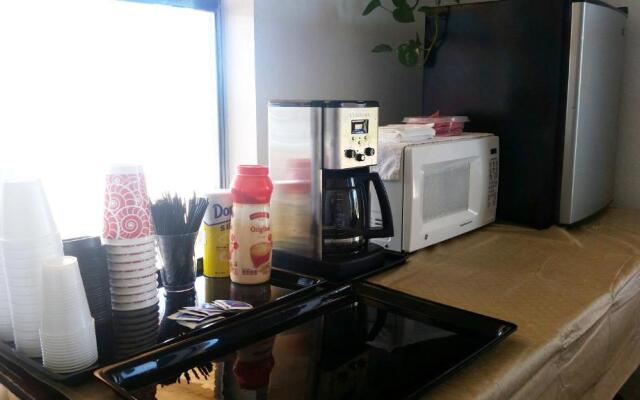 Westworld Country Inn