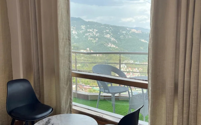 Siesta Homestay 1BR - balcony in shimla