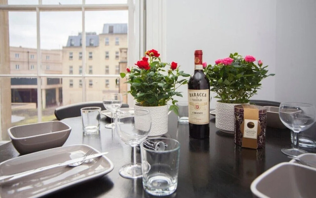 Stylish City Centre Apartment - Bath