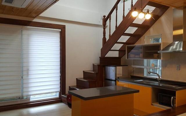 Wanju Madangi Sumokwon Pension