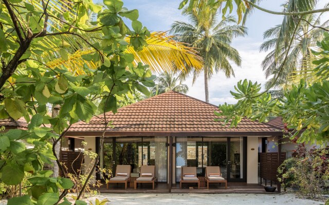 Lily Beach Resort & Spa 