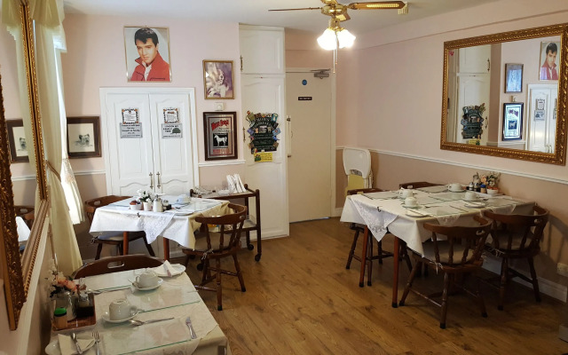 Adelaide Guesthouse