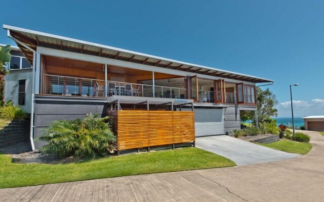 Tangalooma Hilltop Haven