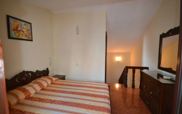 Hotel More