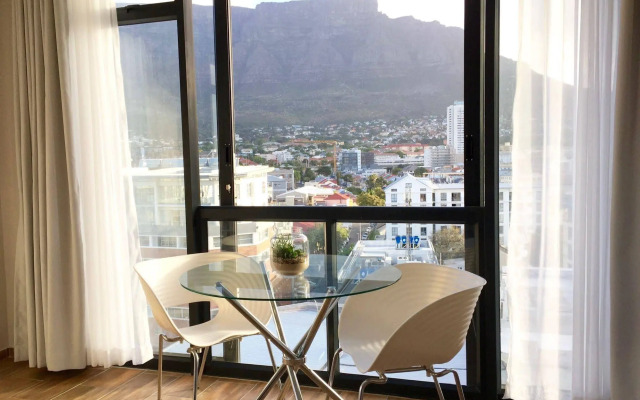 Four Seasons Apartments