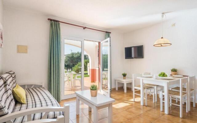 Apartment 30 meters from the beach