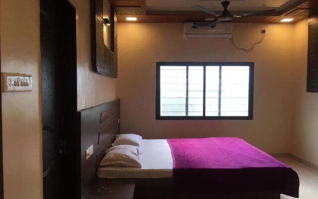 OYO 82156 Shivanand Executive