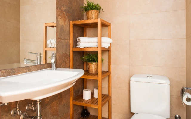 Inside Barcelona Apartments Salvà