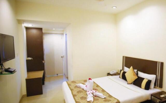 Regency Square Hotel