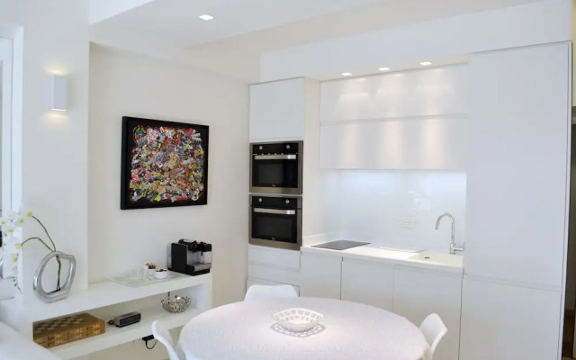 Beautiful Apartment Near Beach H1