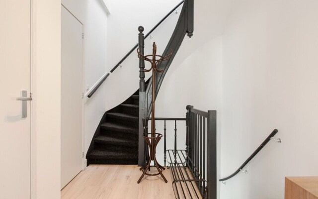 Windmill Apartment