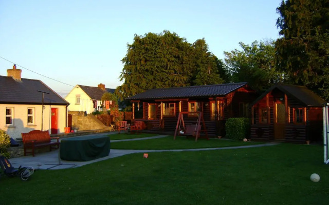 Cosy Countryside Log Cabin