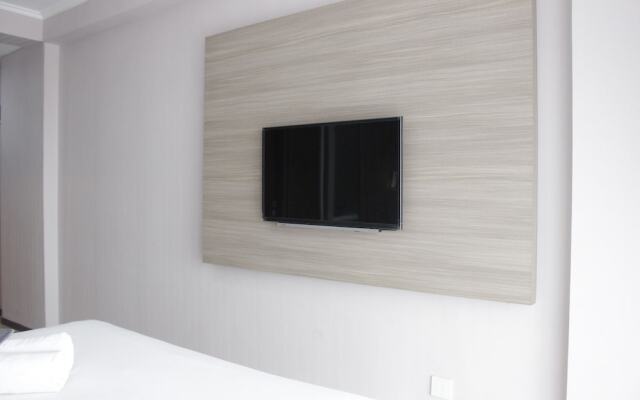 Gorgeous Studio Gateway Pasteur Apartment with Mountain View