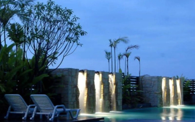 Sunee Grand Hotel and Convention Center