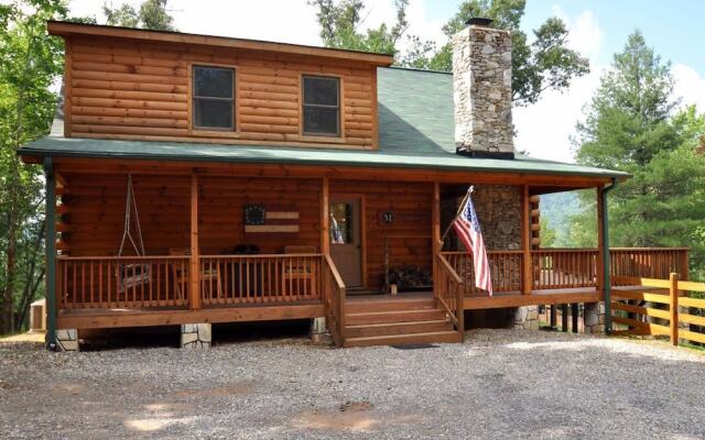 Imani's Cabin - 3 Br Cabin