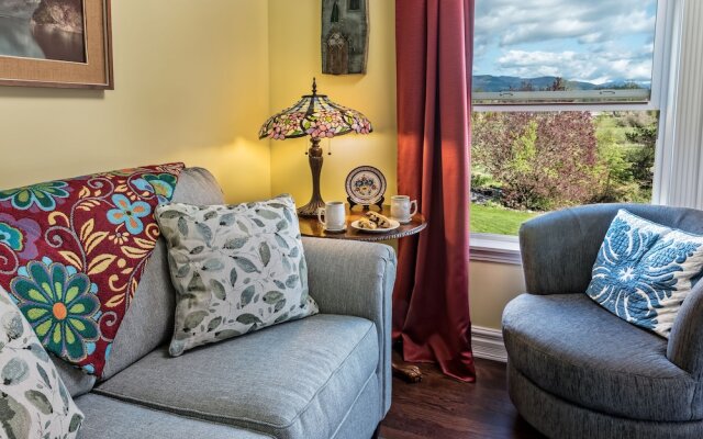 Sundara West Bed and Breakfast