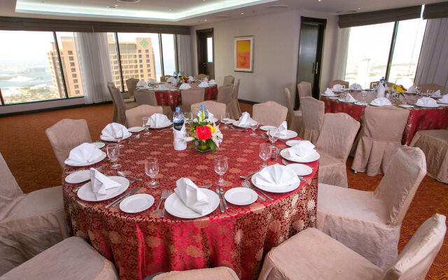 Mercure Dubai Barsha Heights Hotel Suites And Apartments