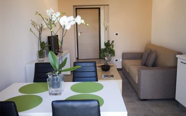 HomeHotels