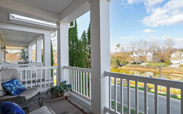 Bayside Destination Drive